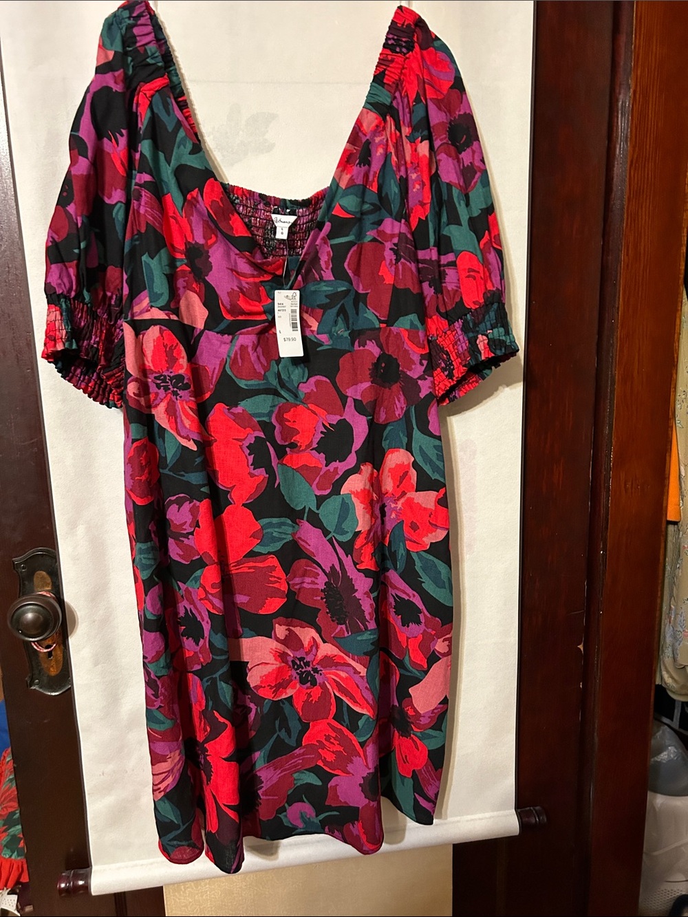 New w tag Reitmans linen blend floral dress with puff sleeves, Large